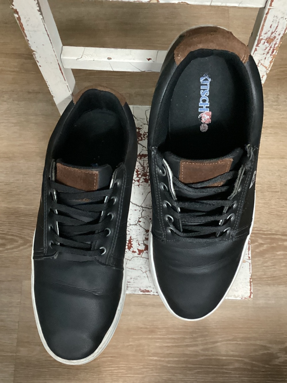 Kitsch Black Sneakers with Brown Accents 10W